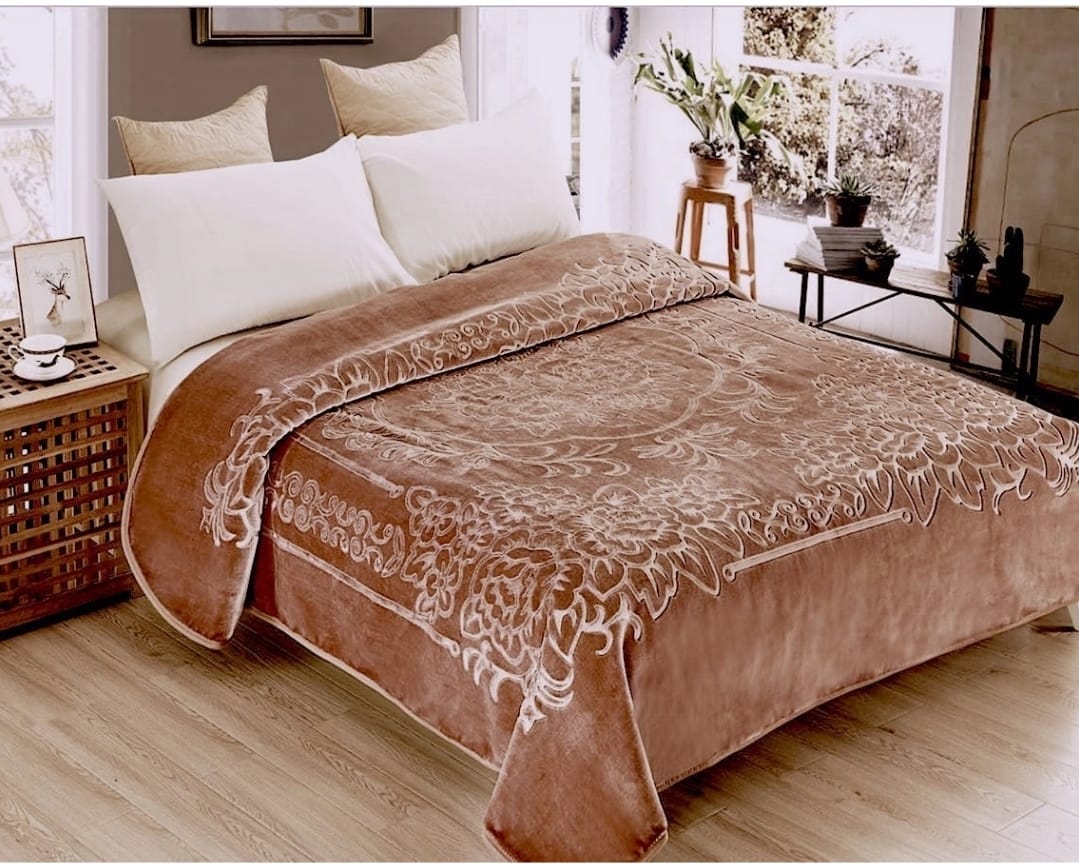 Patura Cocolino dubla si pufoasa perfecta pentru sezonul rece 200 x 240 cm Patura Cocolino dubla si pufoasa perfecta pentru sezonul rece 200 x 240 cm