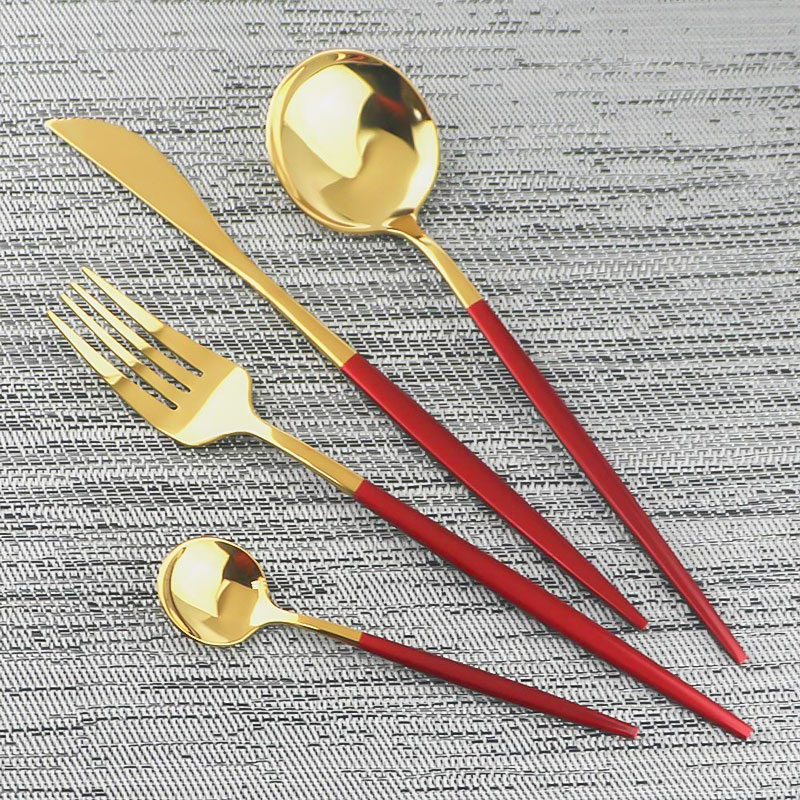 Set tacamuri 24 piese stil portughez, otel inoxidabil Set tacamuri 24 piese stil portughez, otel inoxidabil