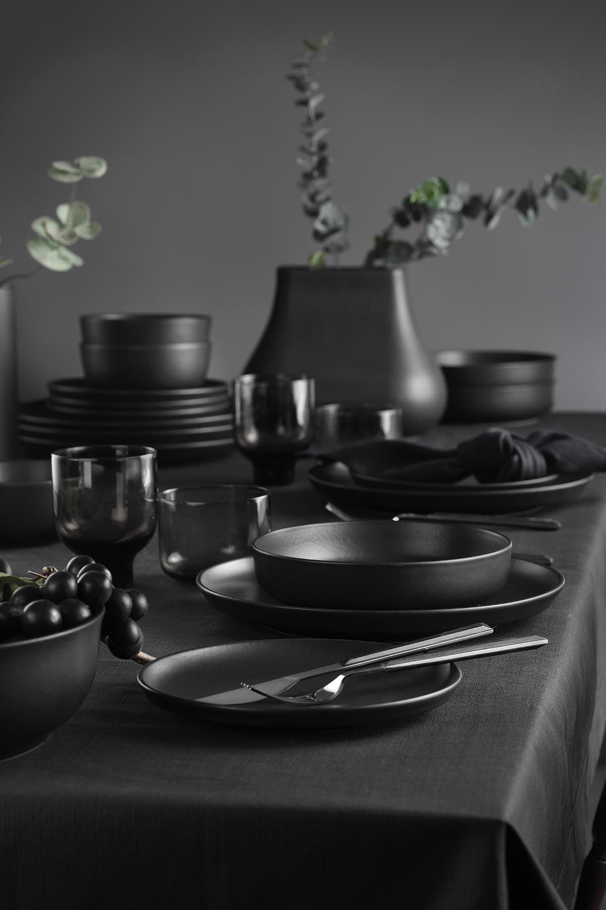 Serviciu de masă 18 bucăți CRT18YS740170, Matte black, 27x27x3 cm – Negru Serviciu de masă 18 bucăți CRT18YS740170, Matte black, 27x27x3 cm – Negru