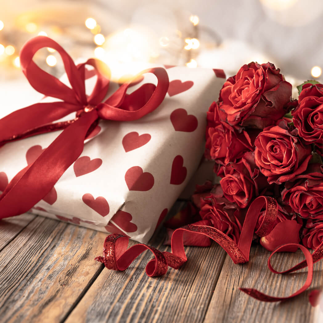 idei cadouri valentine's day, cadouri ziua indragostitilor, oferte reduceri promotii, legenda casei