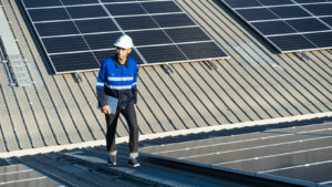 sisteme panouri fotovoltaice pentru acoperis legenda casei